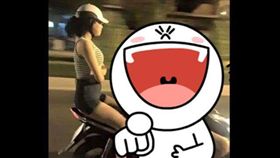 爆廢公社,情侶,機車 圖／翻攝自爆廢公社