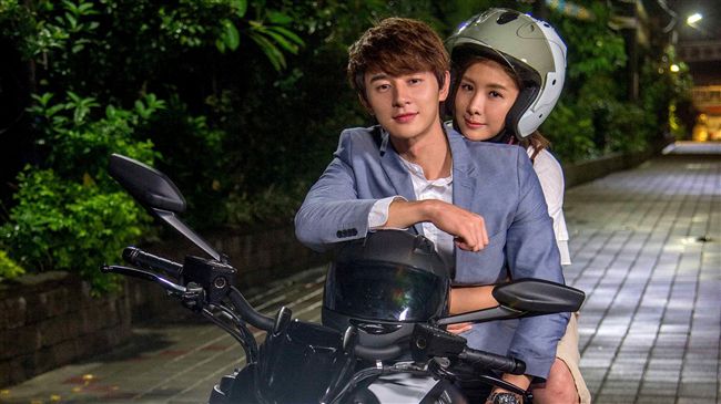 張軒睿拍吻戲肚子叫　安心亞最怕鼻毛