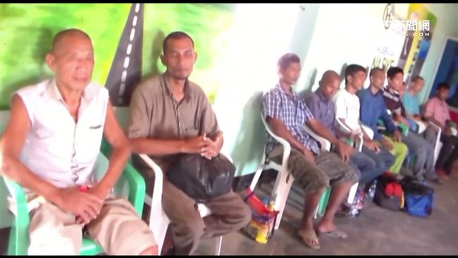 被海盜囚禁5年　船員們這樣過生活