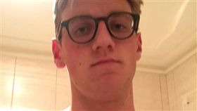 澳洲奧運金牌選手何頓（Mack Horton）_臉書