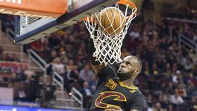 LeBron James開幕戰砍大三元成績(AP)

