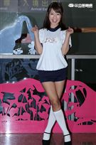 日本女優尾上若葉代言「校花的貼身高手」手遊，來台尋找貼身保護的高手。（記者邱榮吉/攝影）