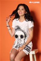 曖維多媒體/SEXY NUTS性感誌48期，陳艾琳拍攝現場。（記者邱榮吉/側拍）