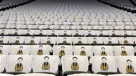 Craig Sager（圖／取自Ahmed Fareed推特）