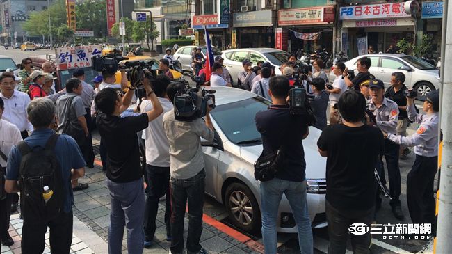 台聯赴國民黨抗議　與愛國同心會衝突