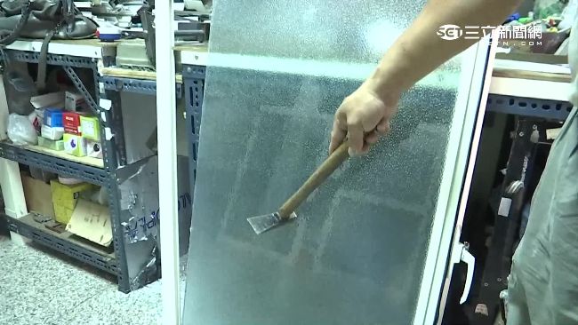 家中沒人玻璃桌竟自爆　屋主返家驚呆