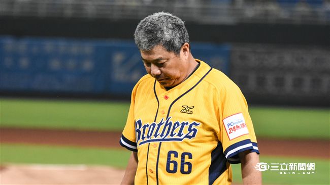 中信教練團改組　總教練吳復連遭解職
