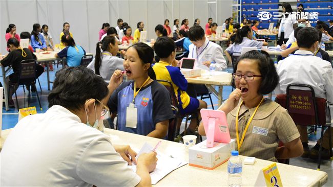 護牙老來不缺牙！潔牙這三步做對沒？