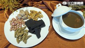 台北六福萬怡酒店再現廣式經典煲湯。（圖／記者簡佑庭攝）