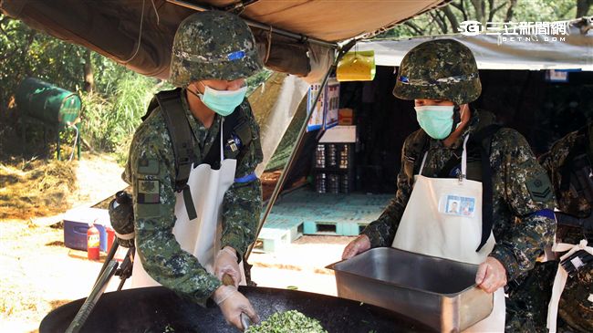 讓官兵吃得好　陸軍秀「野戰炊爨」
