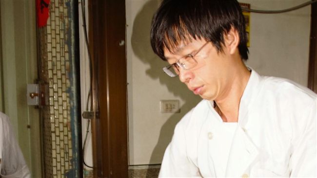 新南珦當店名　拍扁麵包師：無關政策