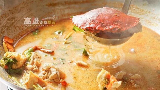 雞煲蟹火鍋甘腴鮮甜　山珍海味一把抓