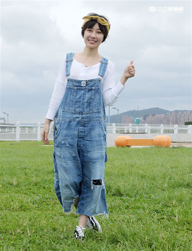 李維維加入「寵物大聯萌」主持人。（記者邱榮吉/攝影）