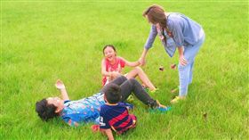 王仁甫,季芹,頸動脈破裂,生病,憂鬱,血管壁破洞
（王仁甫和季芹之永遠的芹仁　臉書）