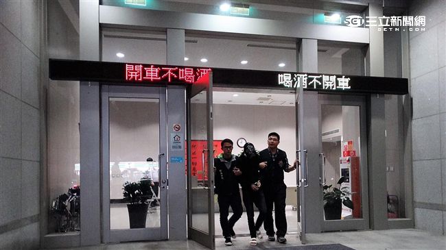 夜店殺警案遭判刑　他再持槍毒被逮