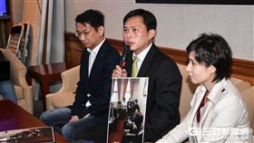 立法院,國民黨,黃國昌,主席台,時代力量,密室,黑箱,協商 圖／記者林敬旻攝