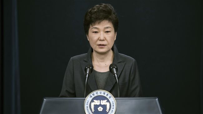 彈劾8個月後…朴槿惠被強制開除黨籍