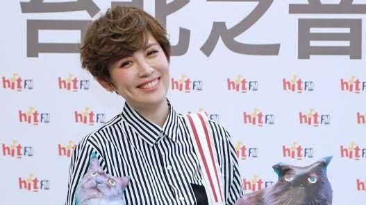 超可愛！魏如萱寵物貓竟藏「狗靈魂」