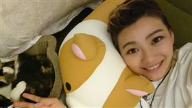 13歲妥瑞兒遭當眾嫌棄「髒死了」　逼的妥瑞兒自責打自己(圖翻攝自邵庭臉書)