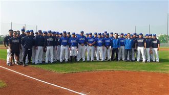 富邦職棒見客　秋訓隊服首次亮相