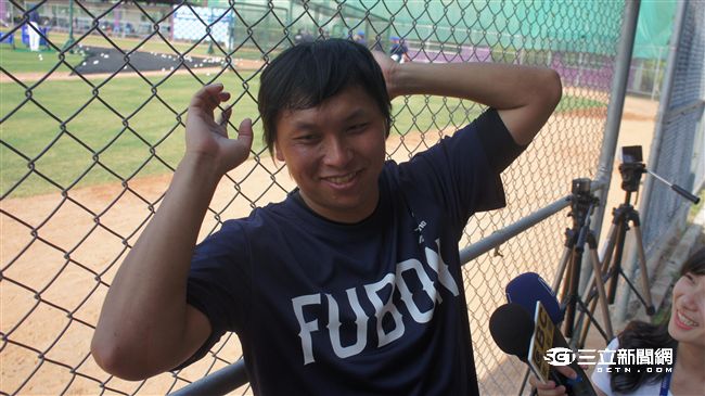 羅嘉仁牛棚練投25球　3周後復健賽