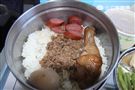 媒體記者隨總統搭機時專機也會準備精緻餐點。（記者邱榮吉/攝影）

