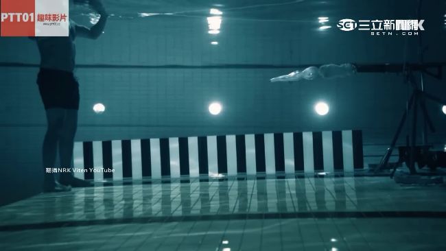 水中「可擋子彈」？玩命親身做實驗