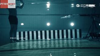 水中「可擋子彈」？玩命親身做實驗