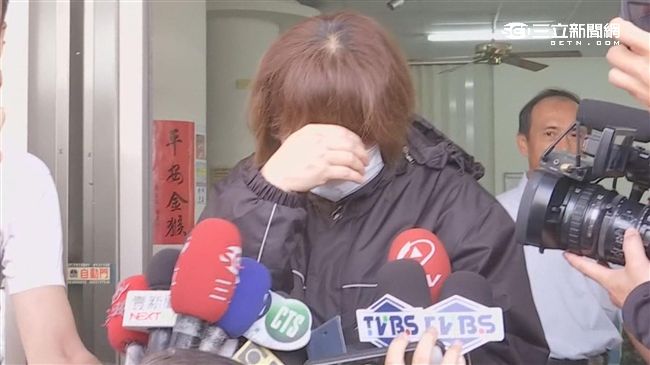 兒酒駕開賓士撞死人　母淚崩鞠躬道歉