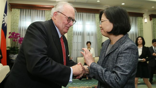 前AIT處長：川普應派新內閣訪台