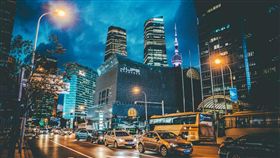 上海,中國,都市,城市,高樓,大樓
▲圖／攝影者hans-johnson, Flickr CC License
https://goo.gl/HWQ2hF