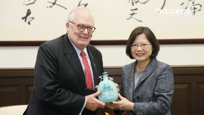 與英相識20年！川普重要幕僚密訪台