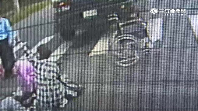 暖！醫院前車禍　2護士衝出即刻救援