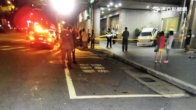 新手上路就是狂　無照男載妹失控撞車