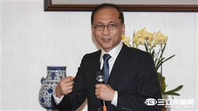 行政院長林全接見十大傑出青年　圖／記者林敬旻攝