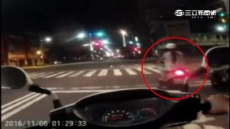 情侶遇臨檢互推卸責　警搜出毒品手槍