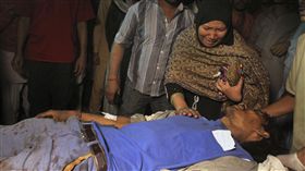 巴基斯坦,蘇菲派聖殿,炸彈攻擊（圖／美聯社）