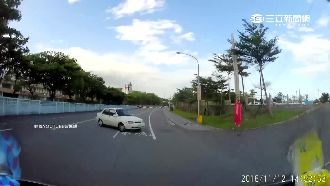 重機暢行蘇花公路　竟集體逆向直衝