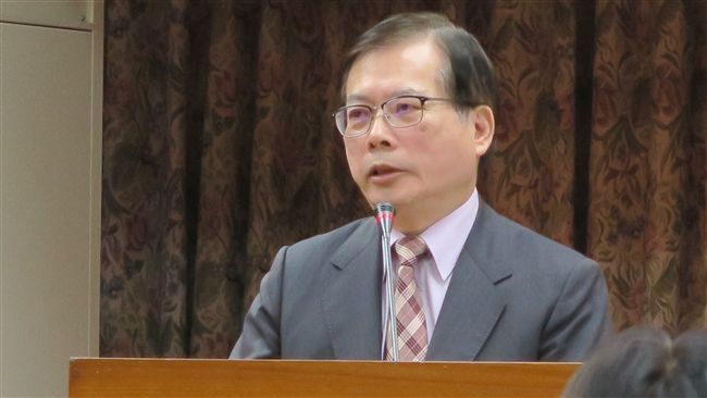 勞長：一例一休仍是現階段最好方案