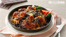 感恩節火雞大餐。（圖／公關照）