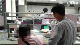 賴婦遇詐領3萬歐元欲交款，警勸阻還被嗆「住海邊」（翻攝畫面）