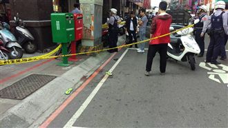 影／臨檢一半開槍　警匪槍戰兩人送醫