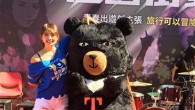 20161115宣導合法旅宿　阿喜揮汗大跳PPAP　圖／天晴音樂提供