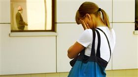 英國研究指出，考試壓力、青春痘和氣喘是兒童與青少年的主要壓力來源。（圖／Flikr　CC授權／作者Alexander Lyubavin／http://bit.ly/2gdP3vq）