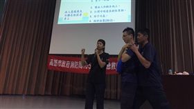 消防員受課CPR(圖/消防局提供)