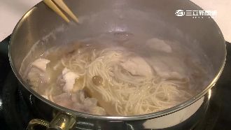 麻油龍膽石斑麵線　加熱即吃超方便！