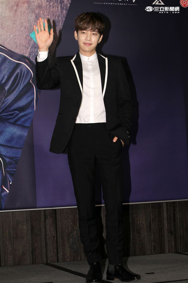 睽違四年多韓流巨星SE7EN崔東旭「I AM SE7EN」新專輯回歸台北記者會。（記者邱榮吉/攝影）