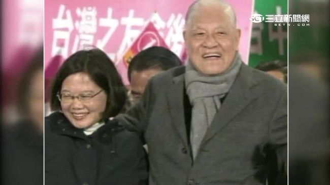 李登輝辭世…小英悲痛致「民主先生」