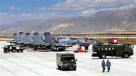 殲11　殲11B　戰機　　圖／新華社