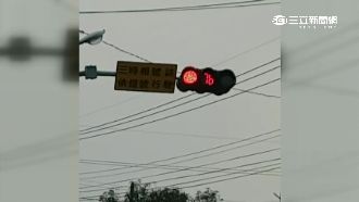 崩潰！紅綠燈秒數亂跳　綠燈等好久